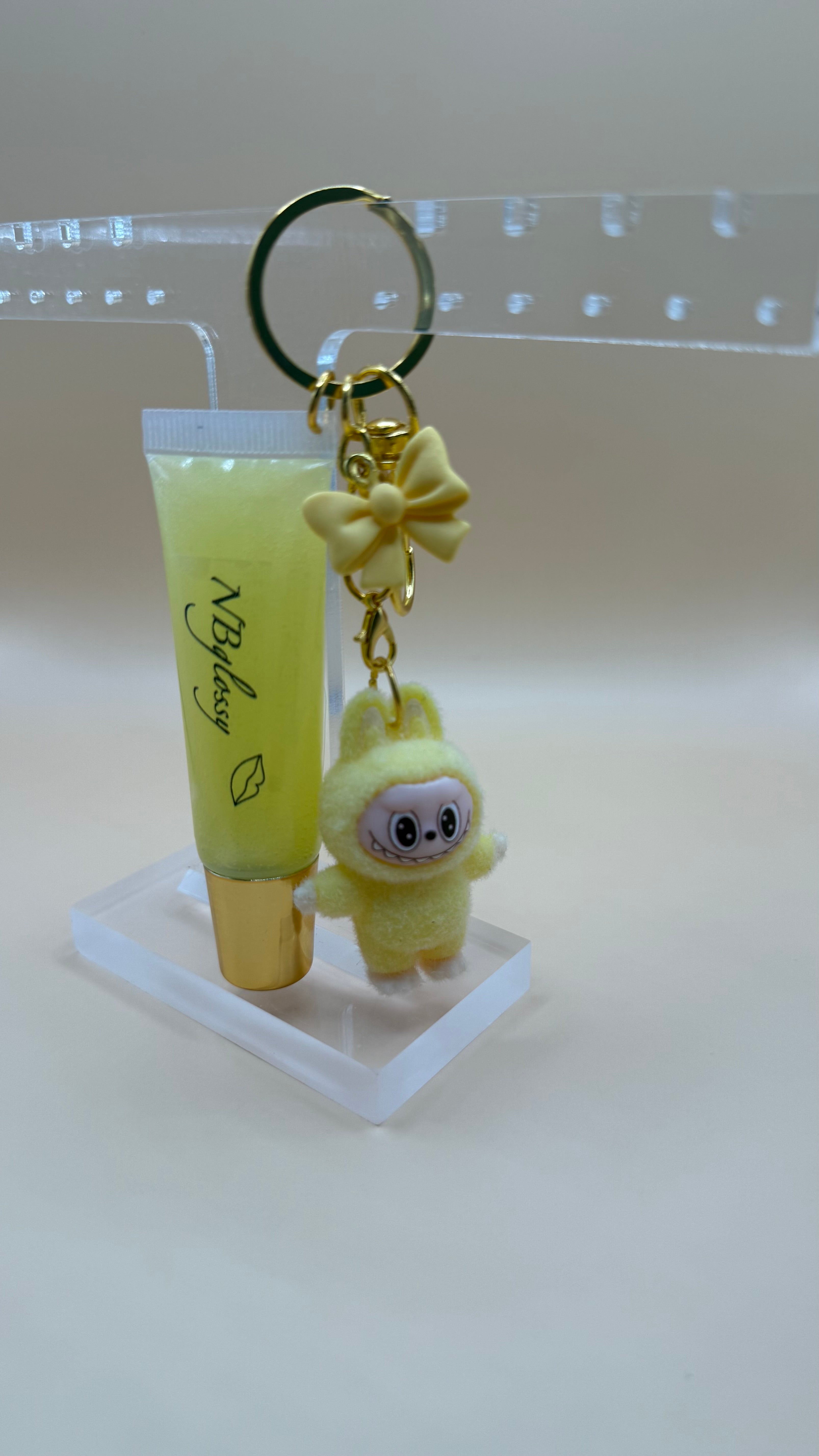 Handmade Vegan Lip Gloss Keychain – Organic, Hydrating, Banana Scent, Cute Gift for Her