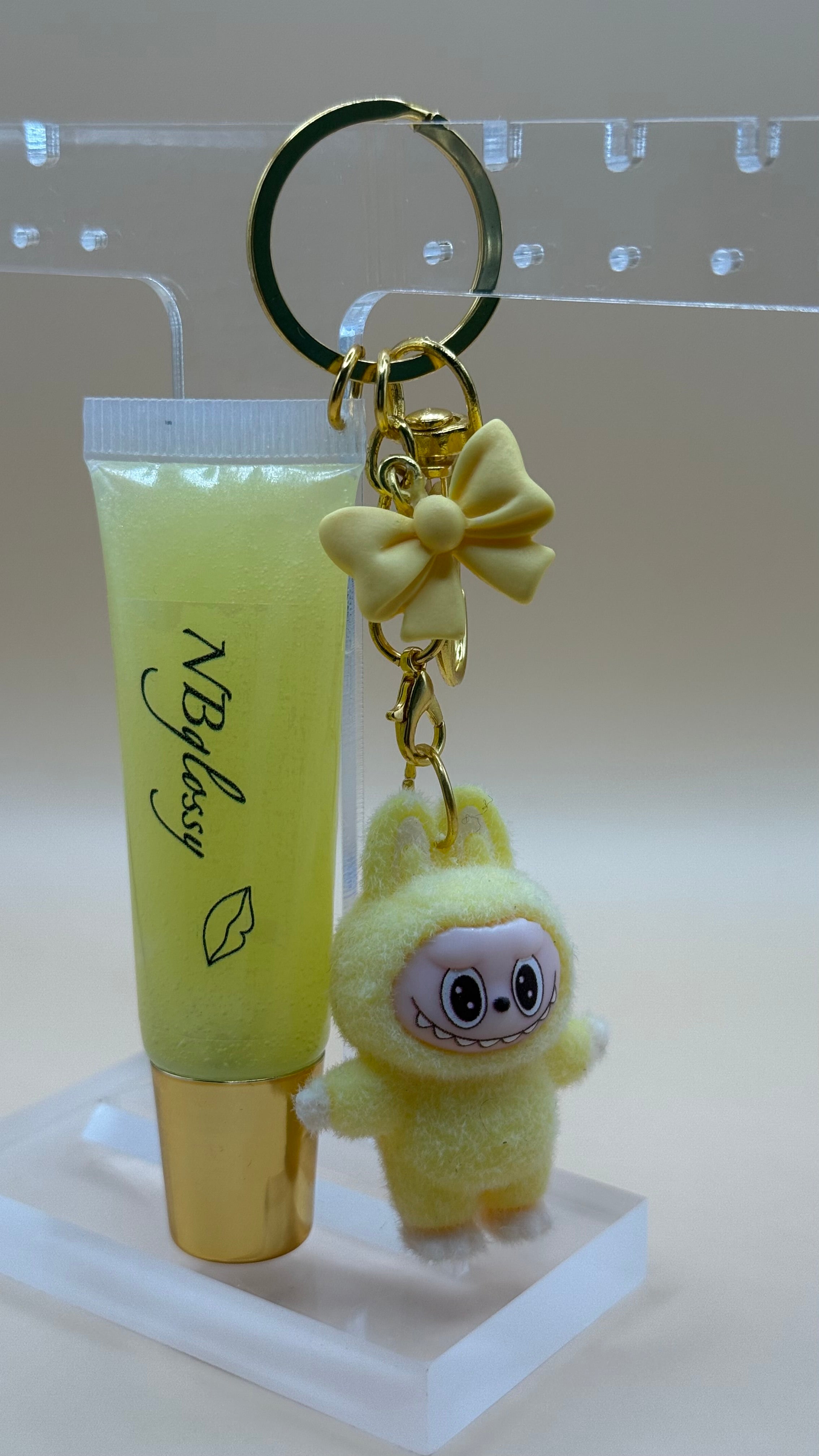Handmade Vegan Lip Gloss Keychain – Organic, Hydrating, Banana Scent, Cute Gift for Her